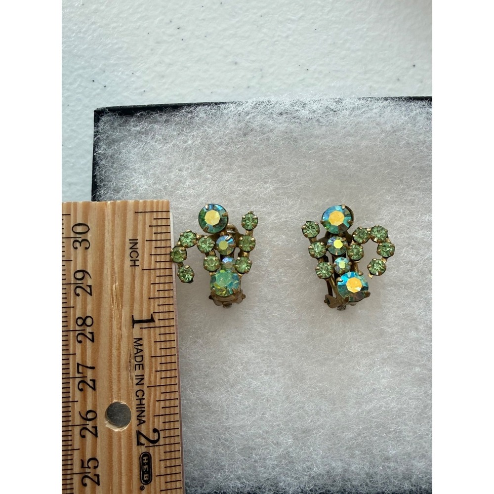 Vtg. 1950s Austrian Crystal Aurora Borealis AB Clip-On Earrings Peridot Green - Picture 2 of 9